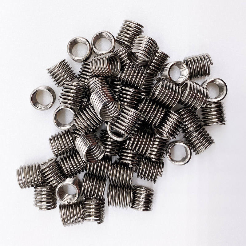Tangless Thread Insert